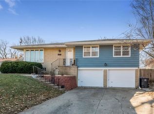 4010 Aurora Ave, Des Moines, IA 50310