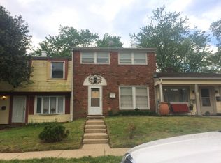 17 Pine St, Willingboro, NJ 08046