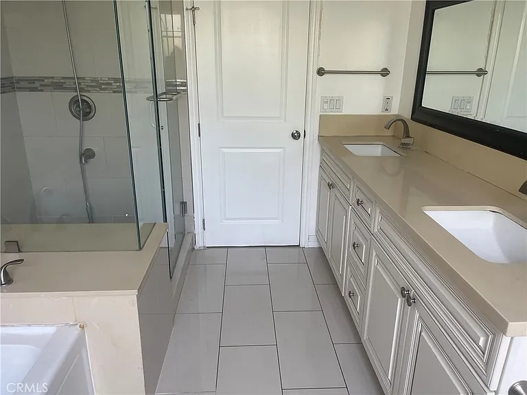 6207 Cloverly Ave — Photo 11
