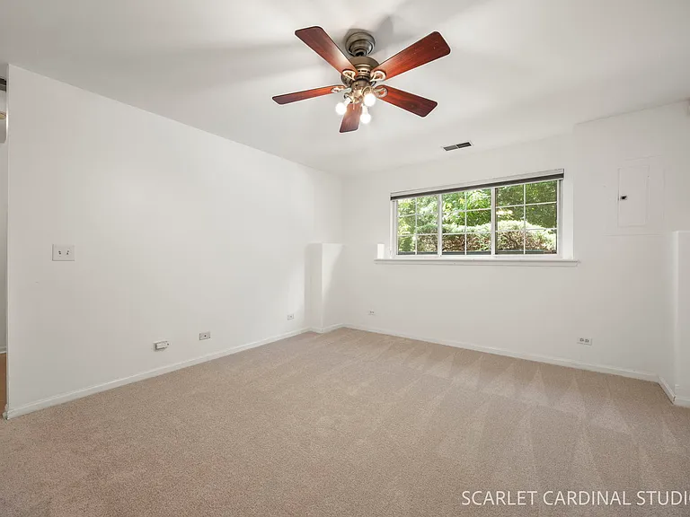 2125 W Concord Ln #2125 — Photo 21