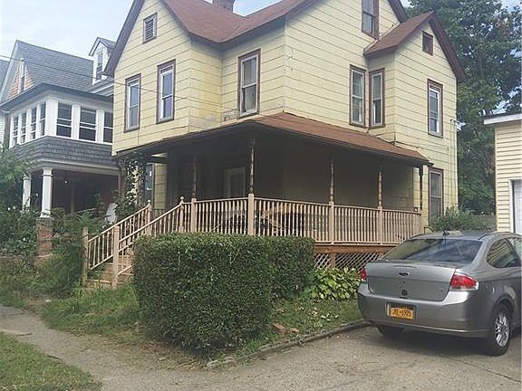 2nd image of 46 Henry Ave