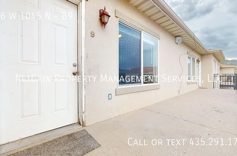 576 W 1045 N #B9 — Photo 2