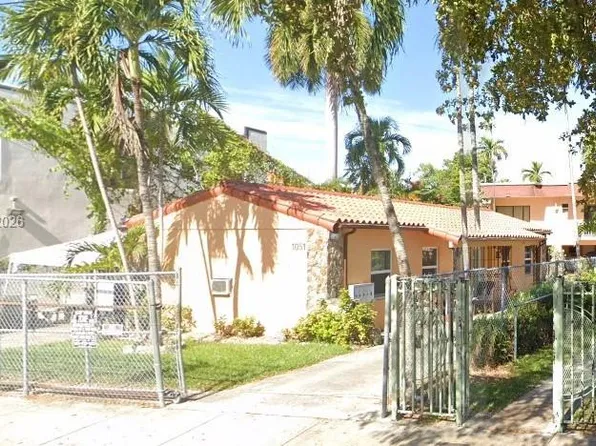 1051 SW 3rd St APT 3, Miami, FL 33130