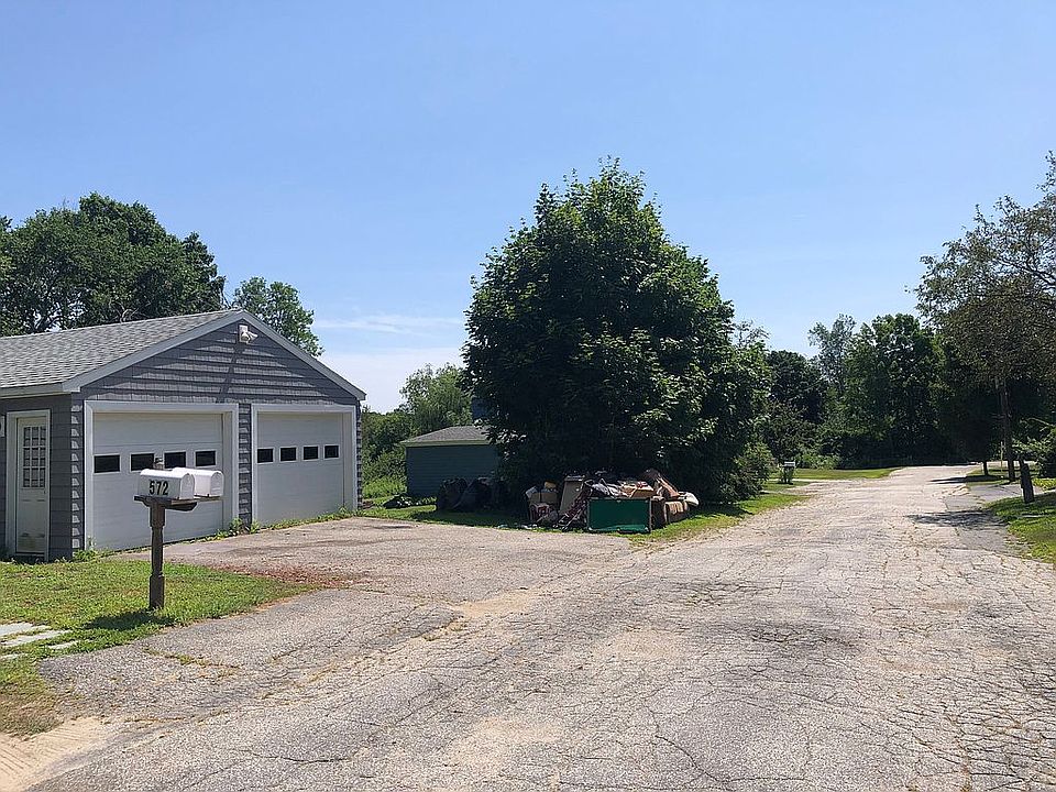 2nd image of 572 West St