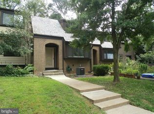 1553 Scandia Cir, Reston, VA 20190