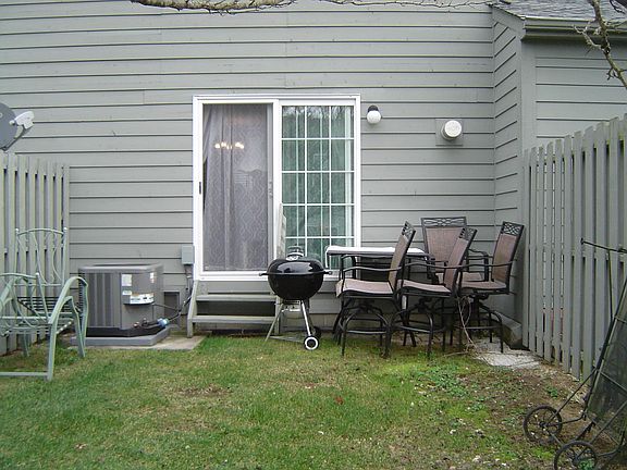 2nd image of 5752 Blendonbrook Ln