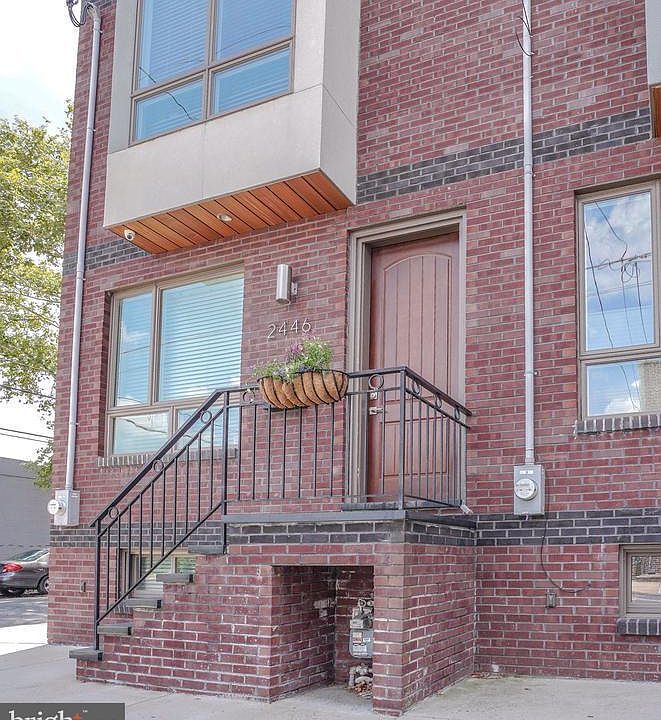1st image of 2446 E Cumberland St