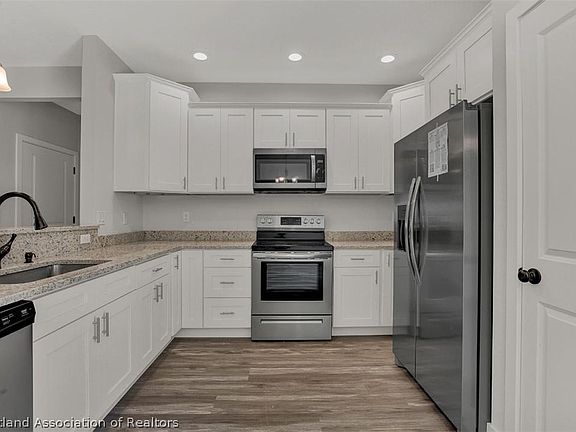 5th image of 7112 Burkett Ave