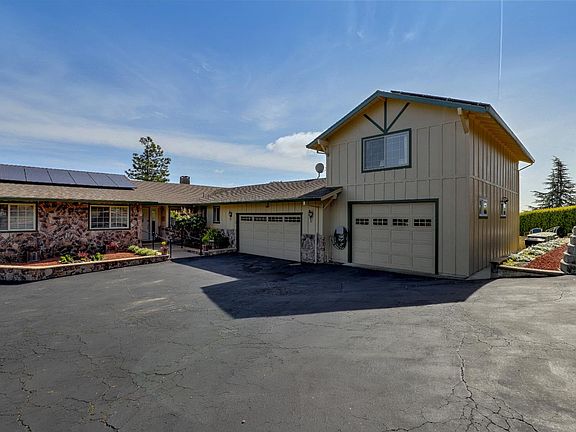 2nd image of 2155 Rolling Hills Dr