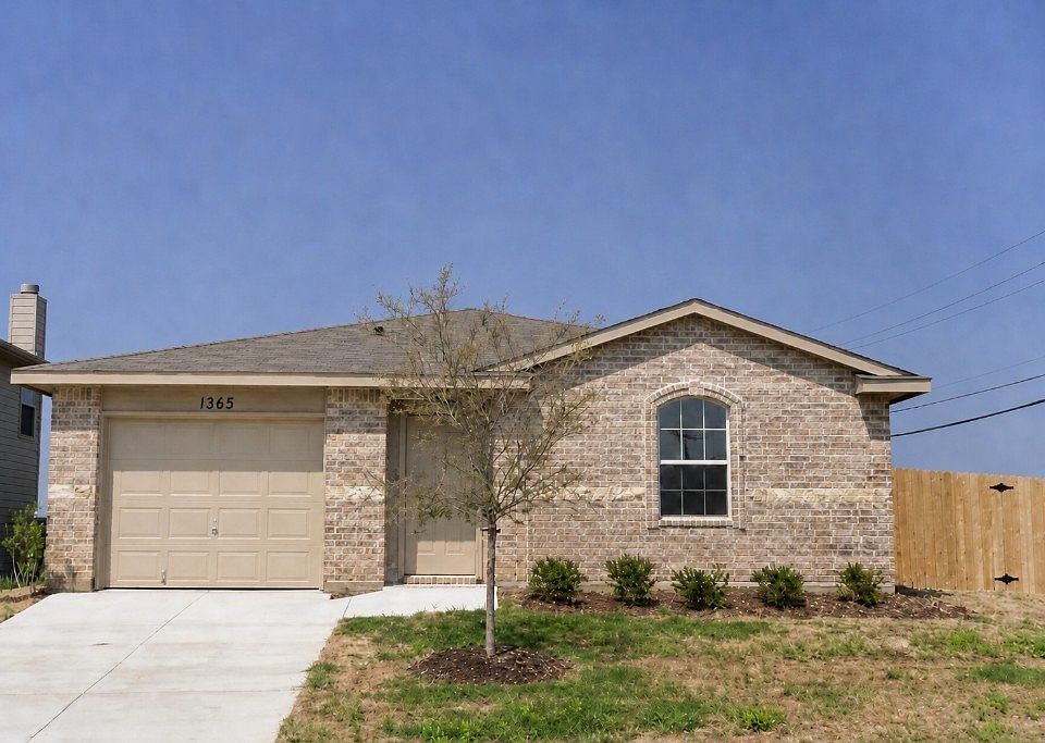 1st image of 1365 Falcon Dr