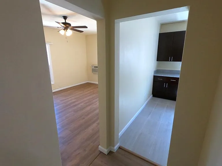 140 Carr Dr #7 — Photo 21