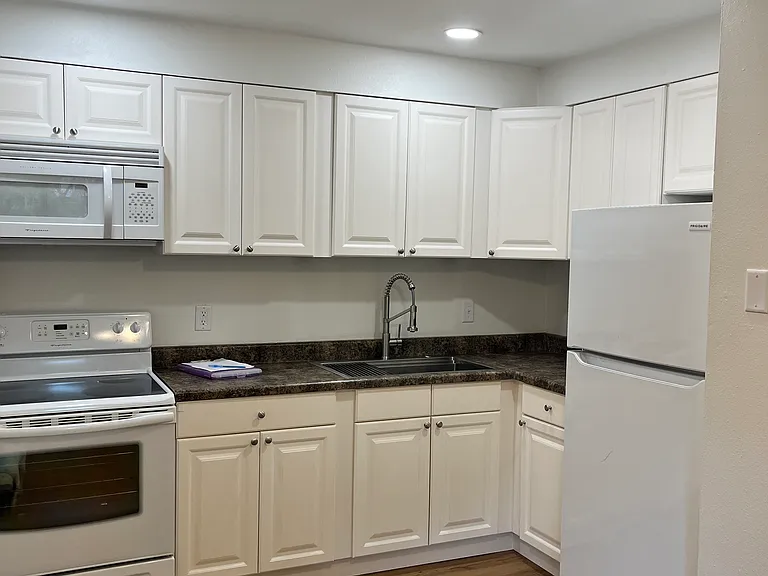 425 Holy Hill Rd #15 — Photo 2