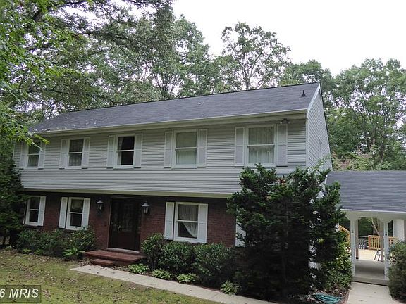 3rd image of 2038 Hermitage Hills Dr