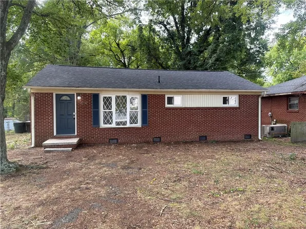 509 Greenbriar Rd, Greensboro, NC 27405