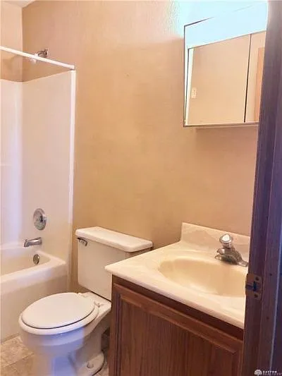 351 Gilbert Ave #351 — Photo 6