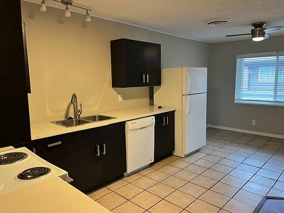 4th image of 800-814 Northwest Blvd #802