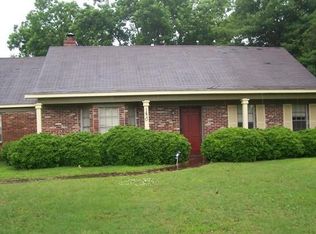 1450 N Robertshaw St, Greenville, MS 38703