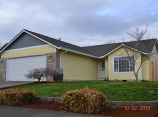 1425 Meadowlark Pl, Molalla, OR 97038