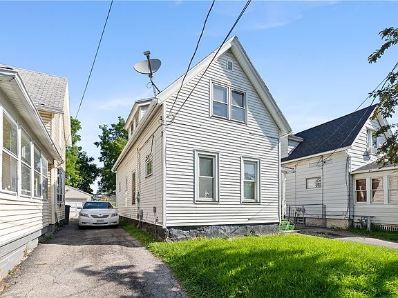 3rd image of 92 Wilbur St