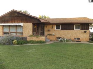 1201 N High St, Medicine Lodge, KS 67104