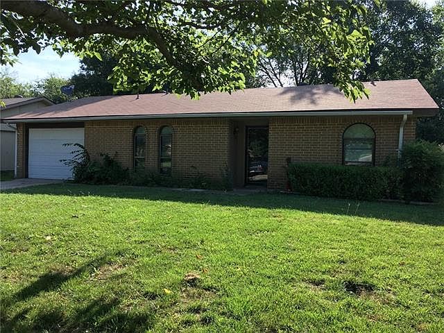 1st image of 2312 Richmond Dr
