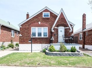 9318 Mackenzie Rd, Saint Louis, MO 63123