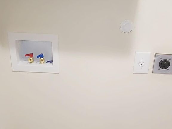 5th image of 6422 Marcel Way #102