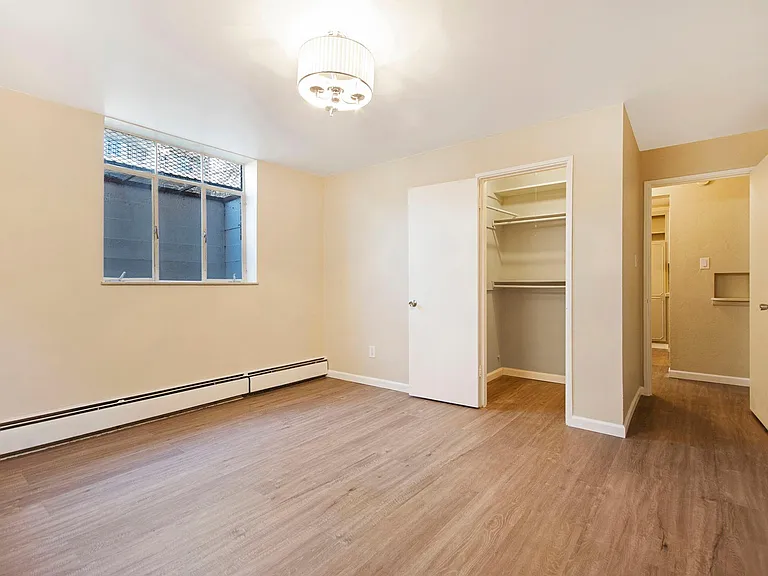 1375 N Williams St #207 — Photo 18