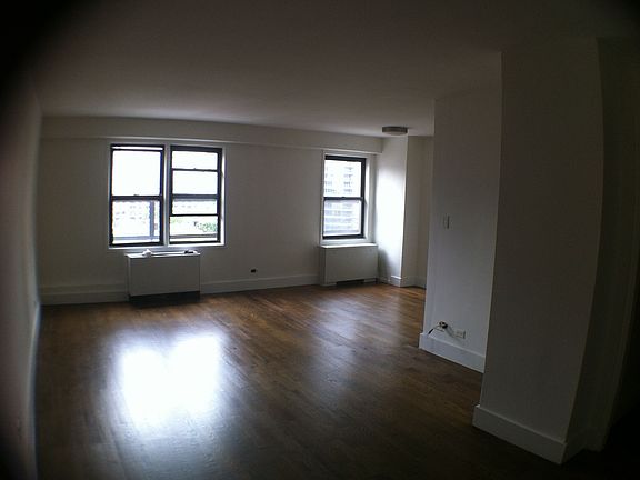 2nd image of 220 E 63rd St APT 11L