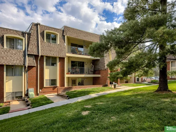 12025 Pierce Plz APT 123, Omaha, NE 68144