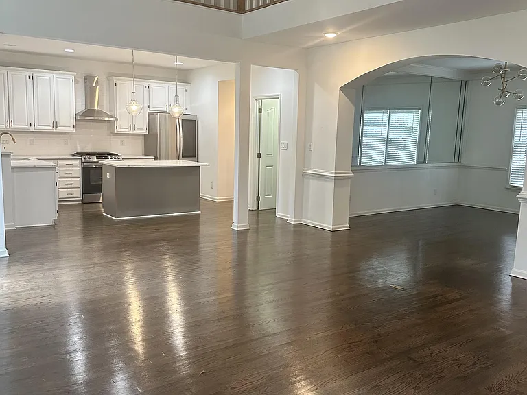 3315 Parting Brook Ct — Photo 6