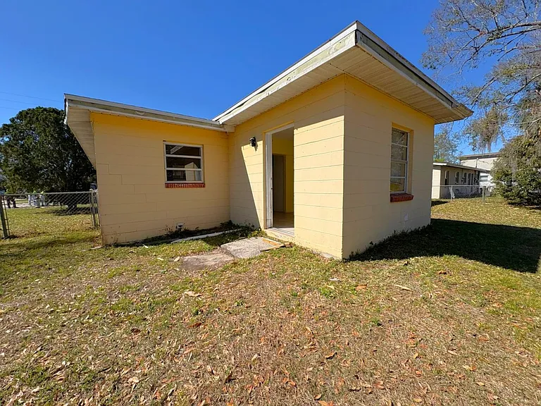 1203 N Lavon Ave — Photo 17