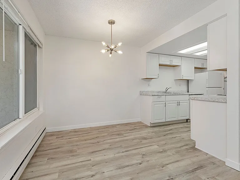 Unionaire Apartments — Photo 14
