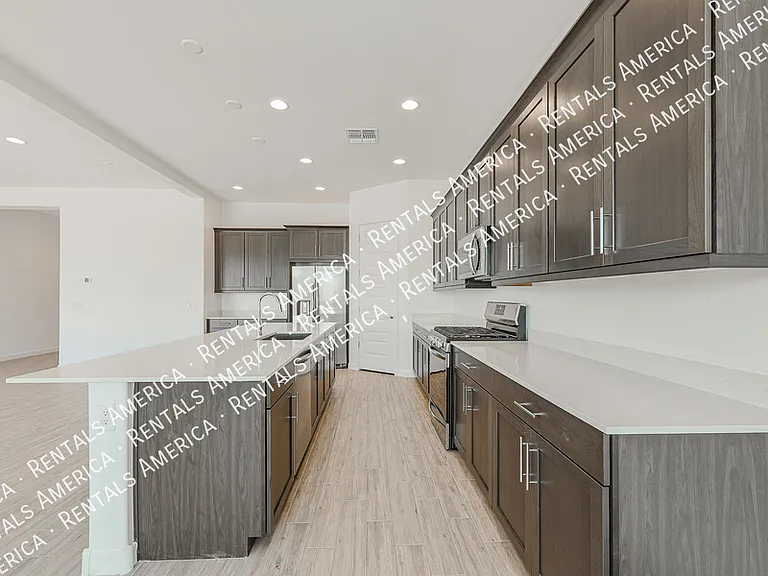 2631 W Pecan Rd — Photo 15
