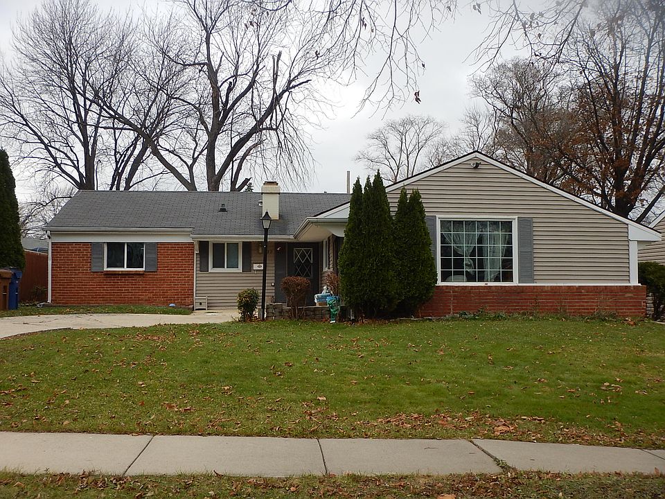 1st image of 132 Glen Hill Dr