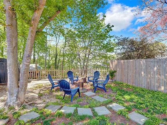 5th image of 108 High Street