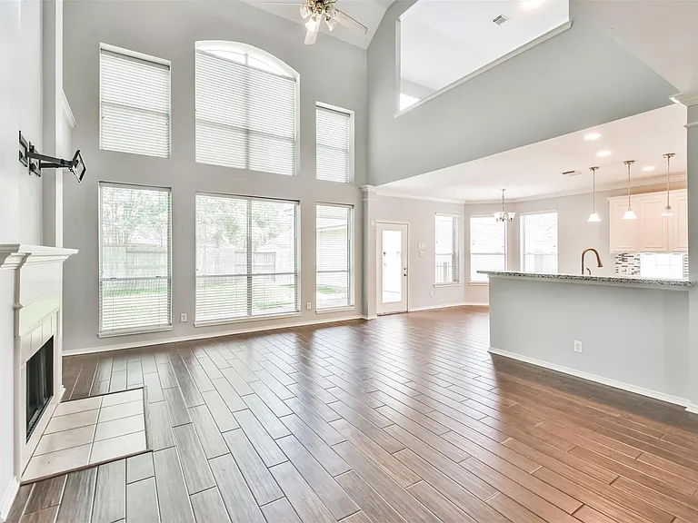 18802 Half Volley Cir — Photo 12