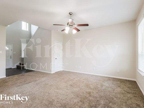 3rd image of 15141 Meadow Gln S