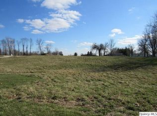 436 W Collins St, Mendon, IL 62351