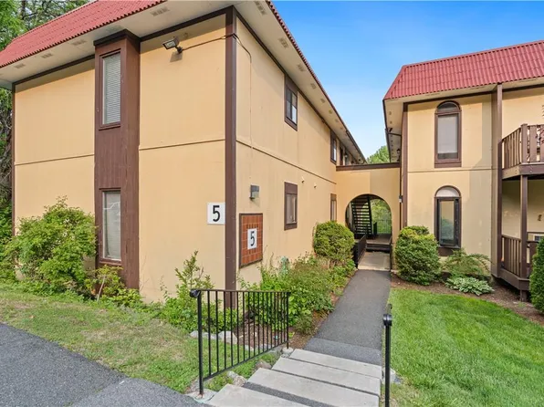 5 Granada Crescent #11, White Plains, NY 10603