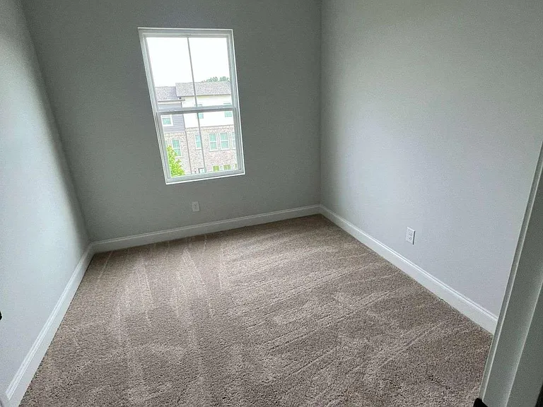 327 Maltibie Dr — Photo 20