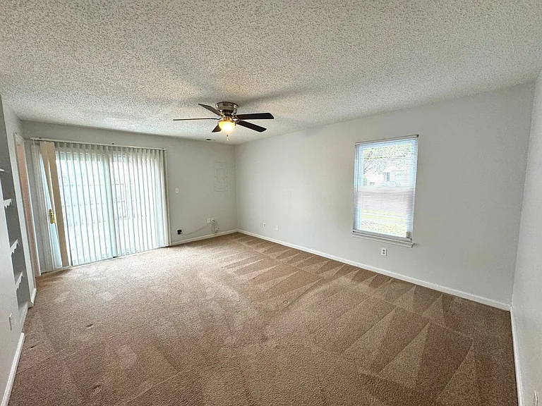 1254 Corkwood Cir — Photo 16