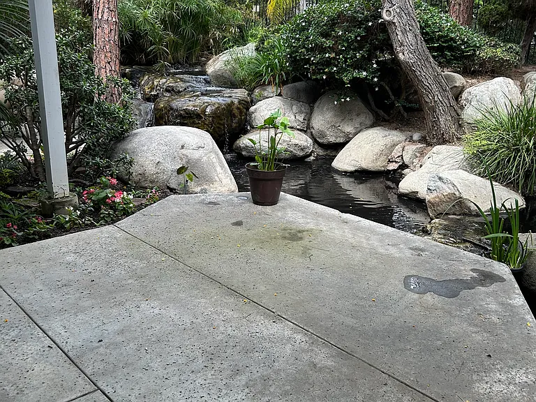 744 Wingate Bay — Photo 10