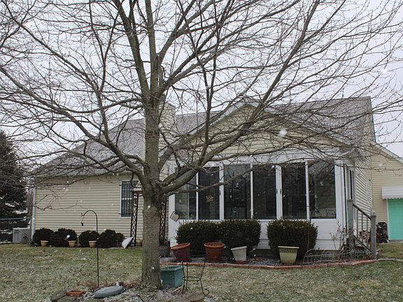 3rd image of 65 Belz Warner Blvd