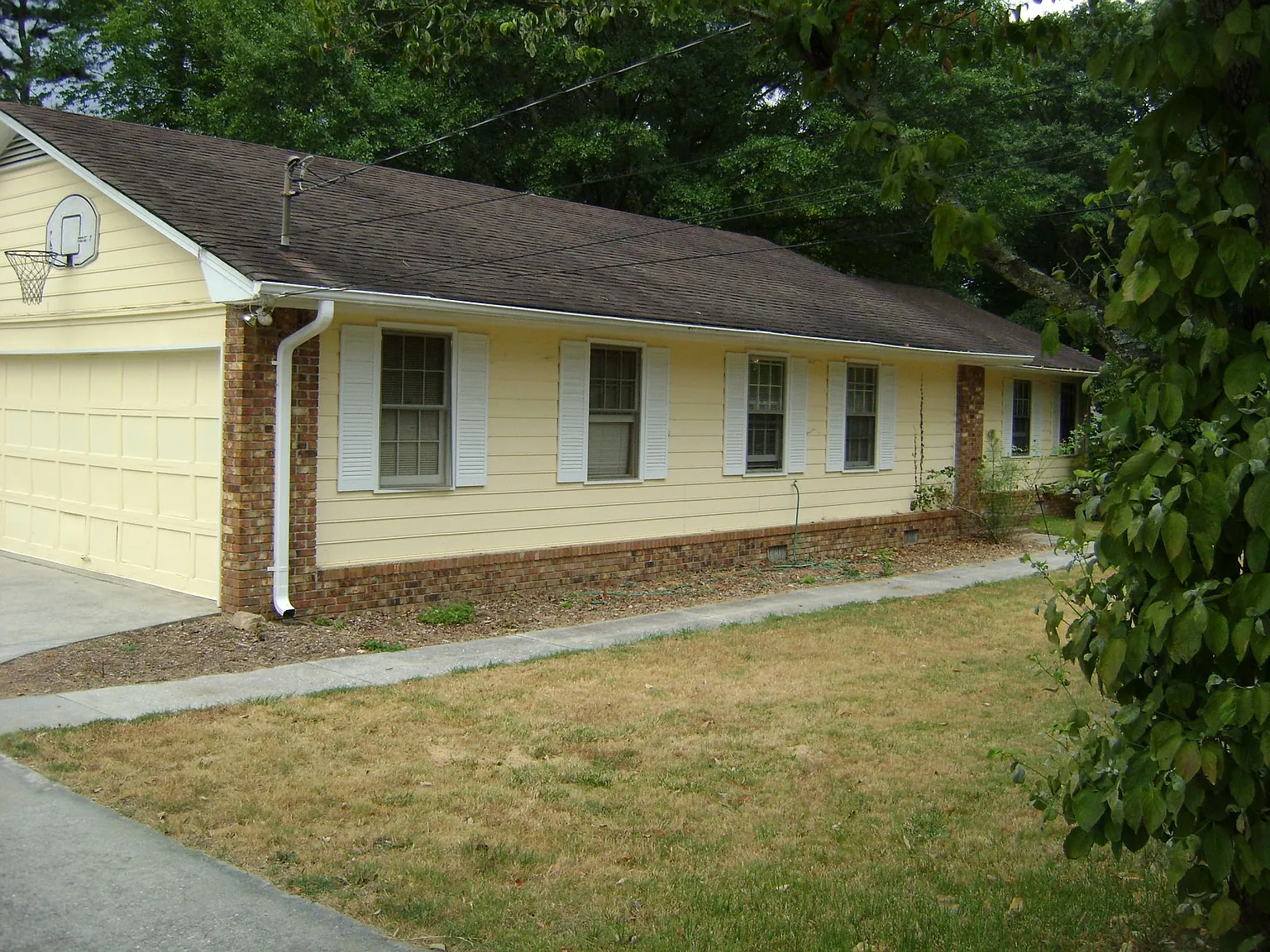 2069 Mcdaniels Bridge Road SW — Photo 2