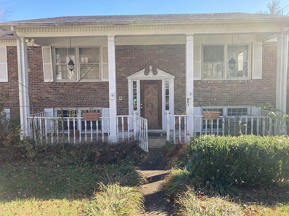 4th image of 801 Beechwood Dr