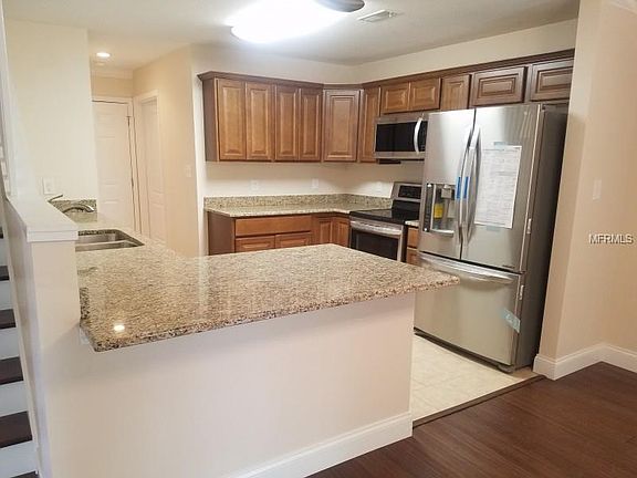 5th image of 2562 Keeneland Dr