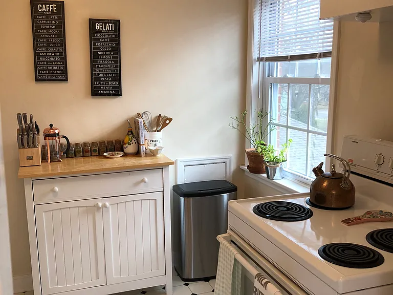 W67N690 Evergreen Blvd #4 — Photo 8