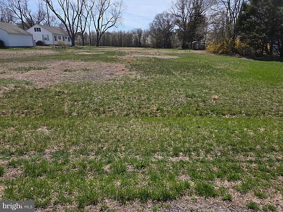 5th image of Three Bridges Rd