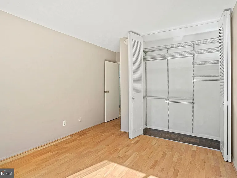 11801 Rockville Pike #207 — Photo 27